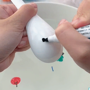 FloatPens, magické fixy, se kterými kreslíte roztomilé obrázky plovoucí na vodě - Image 9