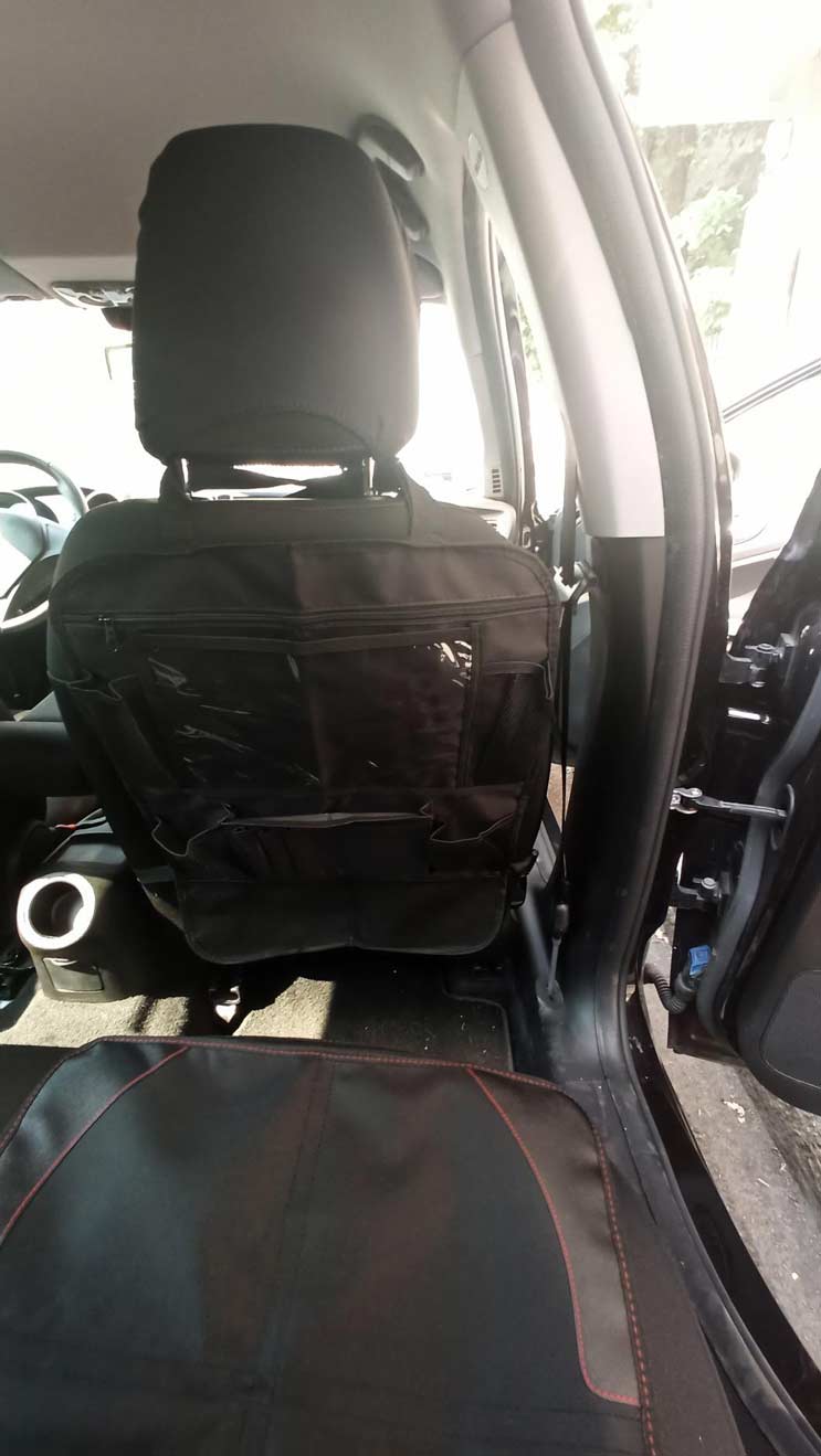 TravelOrganizator, praktický organizér do auta